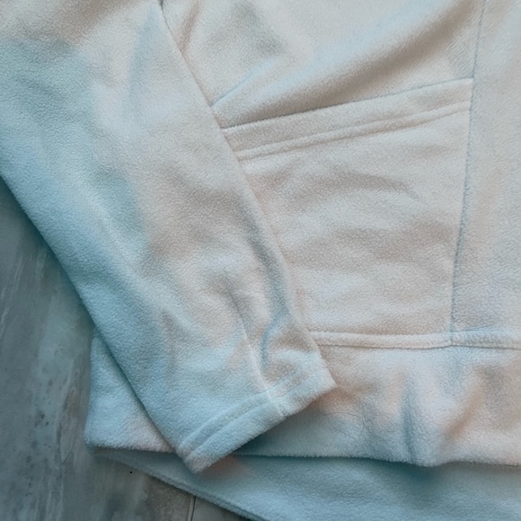 ALL IN MOTION HOODED HALF ZIP - Picture 3 of 9